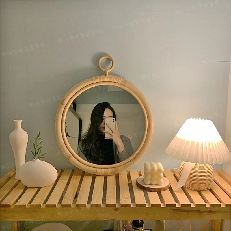 Rattan Mirror Round - 丸型レトロラタンミラー竹製壁掛け装飾 ポーチやホームステイに最適なインススタイルの円形天然編み装飾アクセント