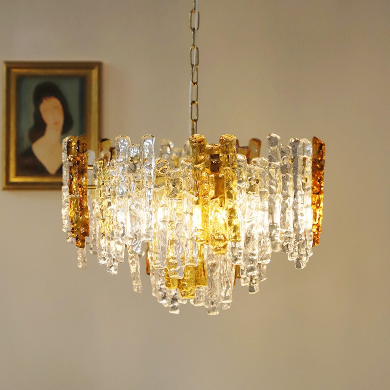 イタリアデザインのミニマリストスタイルのリビングルーム/ダイ - Interior Design Remote のレビューと価格